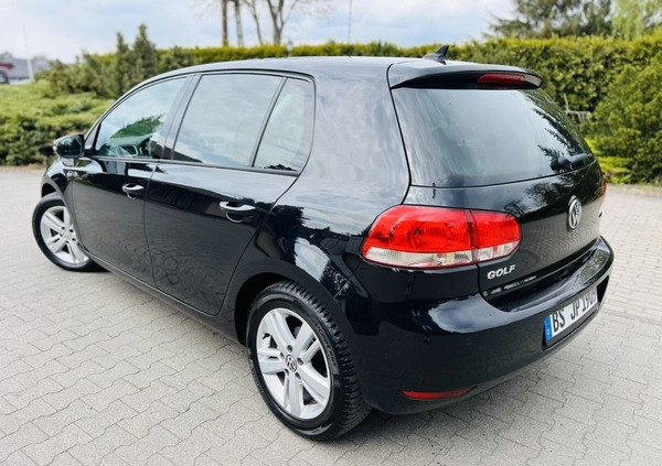 Volkswagen Golf cena 26900 przebieg: 152000, rok produkcji 2012 z Garwolin małe 379